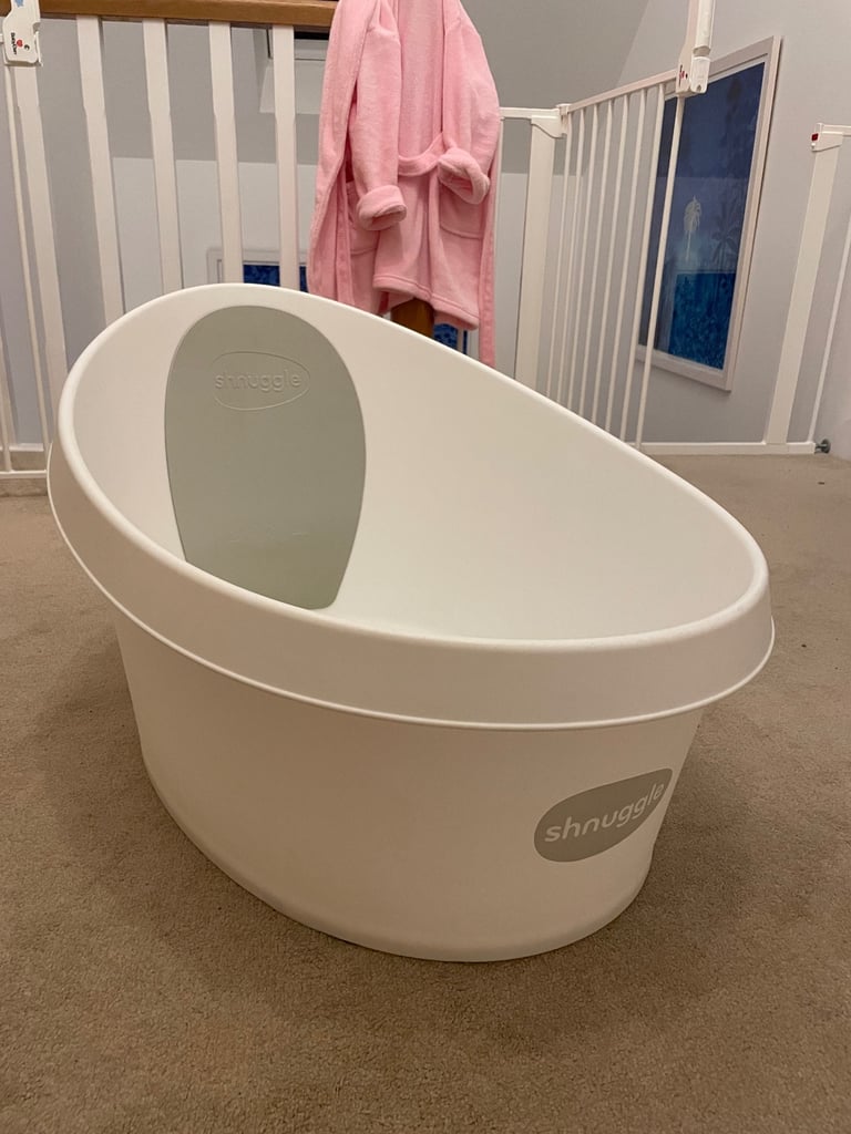 image for Shnuggle toddler bath