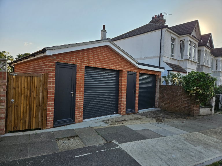 2 x Detached garages to rent for car or storage