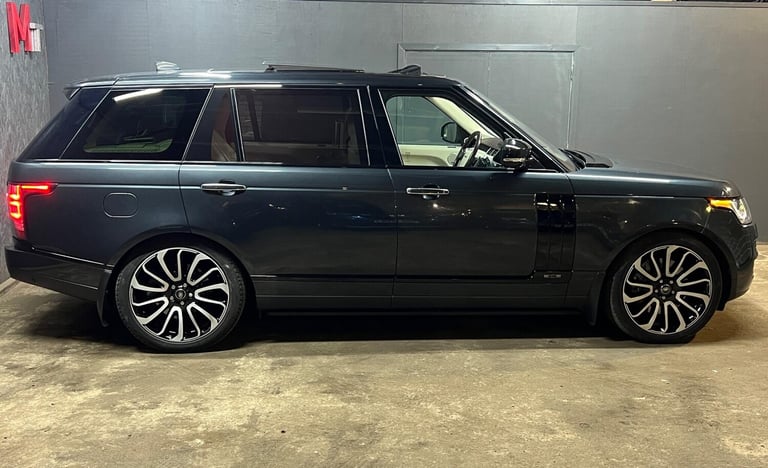 2017 Land Rover Range Rover 4.4 SD V8 Autobiography Auto 4WD Euro 6 (s/s) 5dr LWB ESTATE Diesel A...