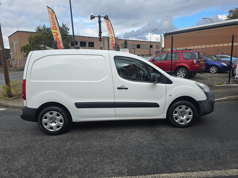 2016 Peugeot Partner 625 1.6 BlueHDi 75 Professional Van PANEL VAN Diesel Manual