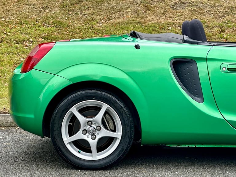 2001 Toyota MR2 1.8 Roadster Rare Cape Green Low Mileage (63k) 1 Owner From New