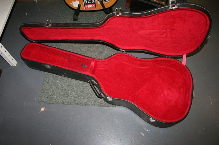 Semi Acoustic Guitar with case 