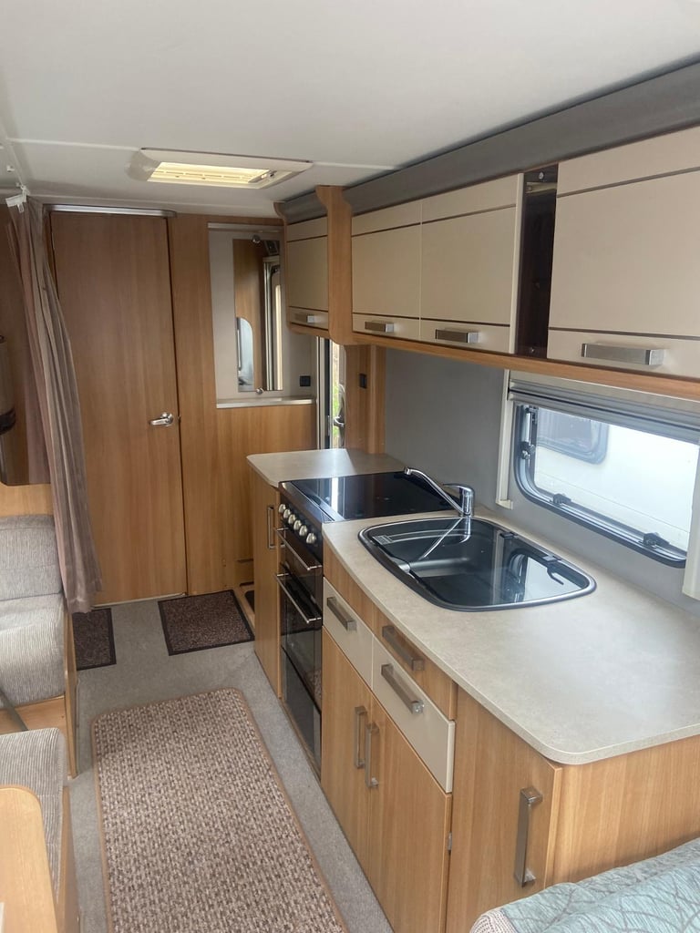 2013 Coachman Laser 620/4