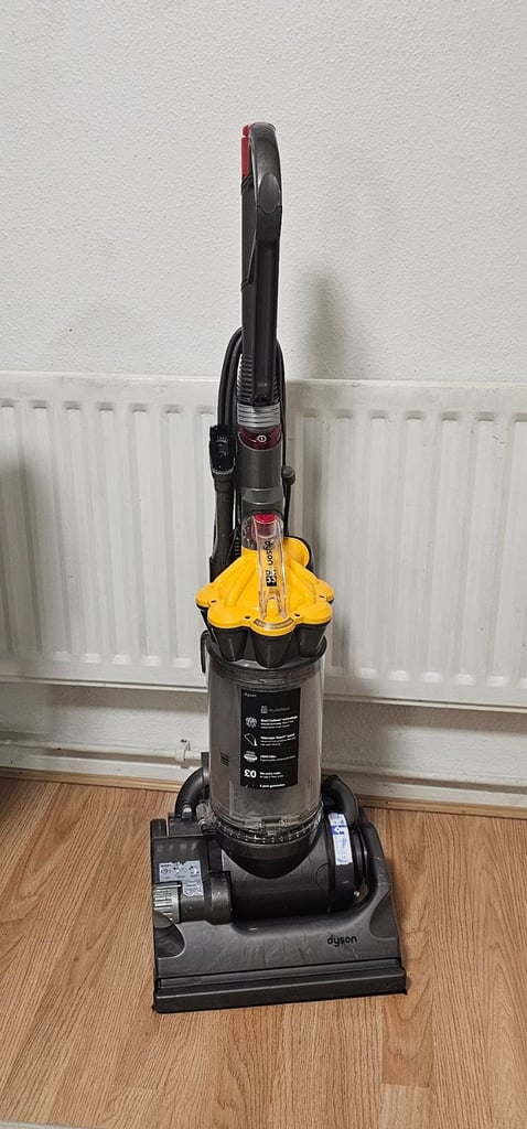image for Dyson DC33 upright vacuum cleaner with tools, brand new motor
