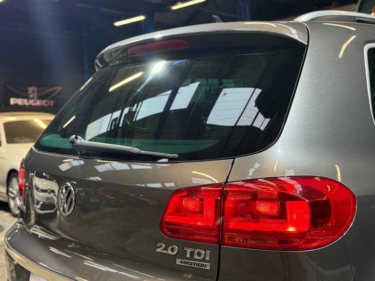2014 Volkswagen Tiguan 2.0 TDI BlueMotion Tech Match 4WD Euro 5 (s/s) 5dr ESTATE Diesel Manual