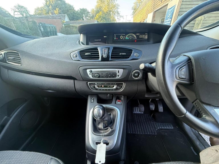 RENAULT SCENIC 1.5 dCi ENERGY Dynamique TomTom Euro 5 (s/s) 5dr 2014