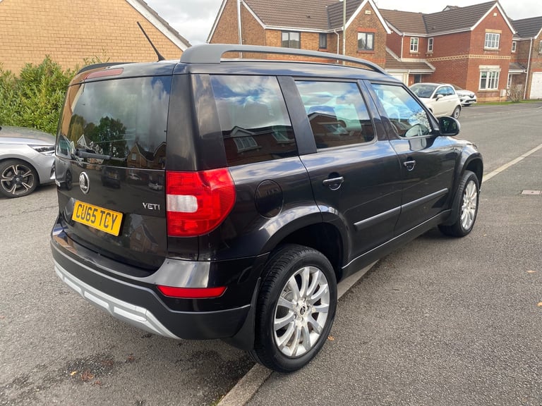 Skoda, YETI OUTDOOR, Hatchback, 2015, Manual, 1197 (cc), 5 doors