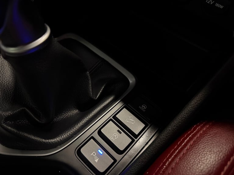 2016 Hyundai TUCSON 2.0 CRDi Premium SE SUV 5dr Diesel Manual 4WD Euro 6 (136 ps) SUV Diesel Manual