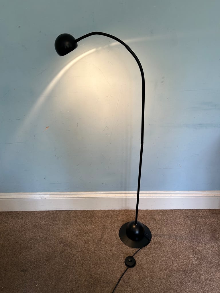 image for Adjustable Black Floor Standing Lamp with Foot Switch  H59in 150cm Dia 9in/23cm Good condition  C483