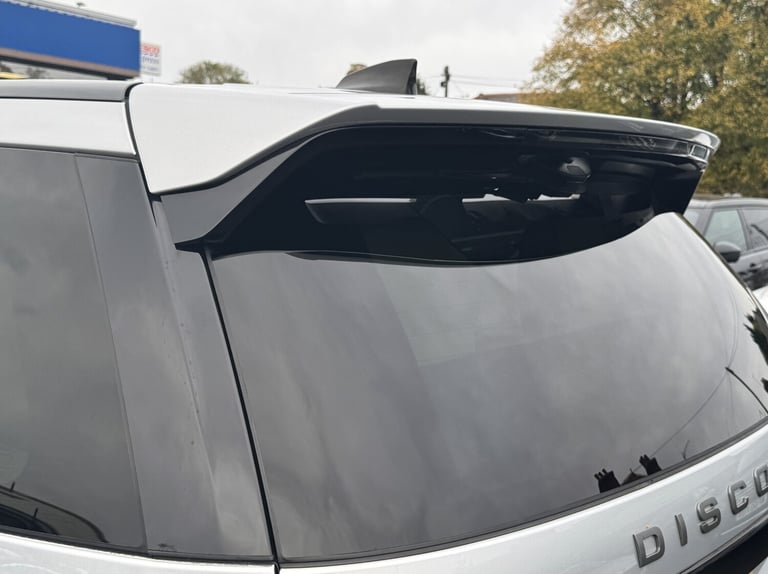 2019 Land Rover Discovery 2.0 SD4 HSE SUV 5dr Diesel Auto 4WD Euro 6 (s/s) (240 ps) ESTATE Diesel...