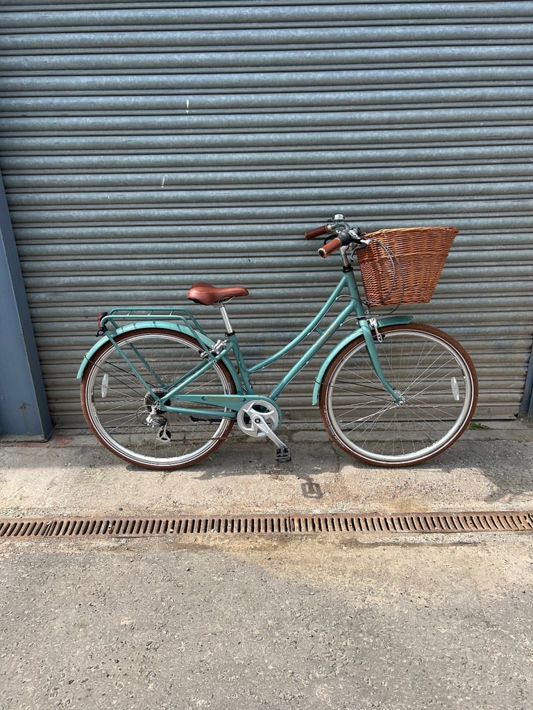 Ladies City Bike 