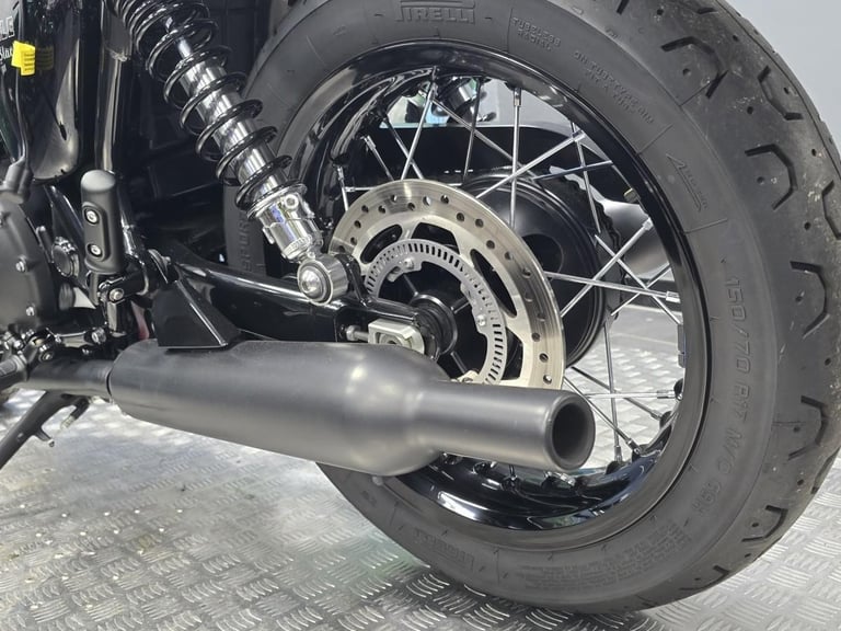 TRIUMPH BONNEVILLE T120
