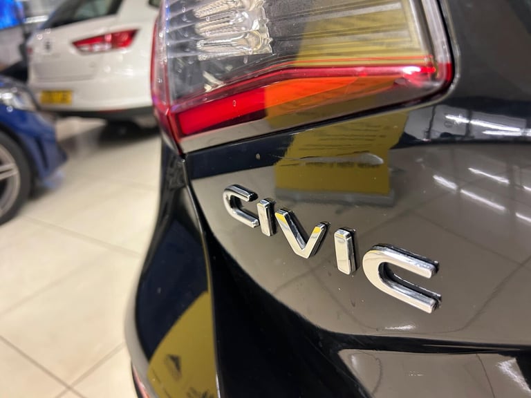 2022 Honda Civic 2.0 h i-MMD Elegance eCVT Euro 6 (s/s) 5dr Petrol/Electric Hybrid Automatic