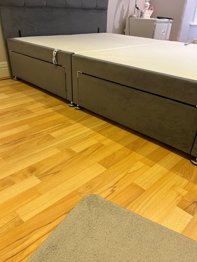 Double bed and headboard 