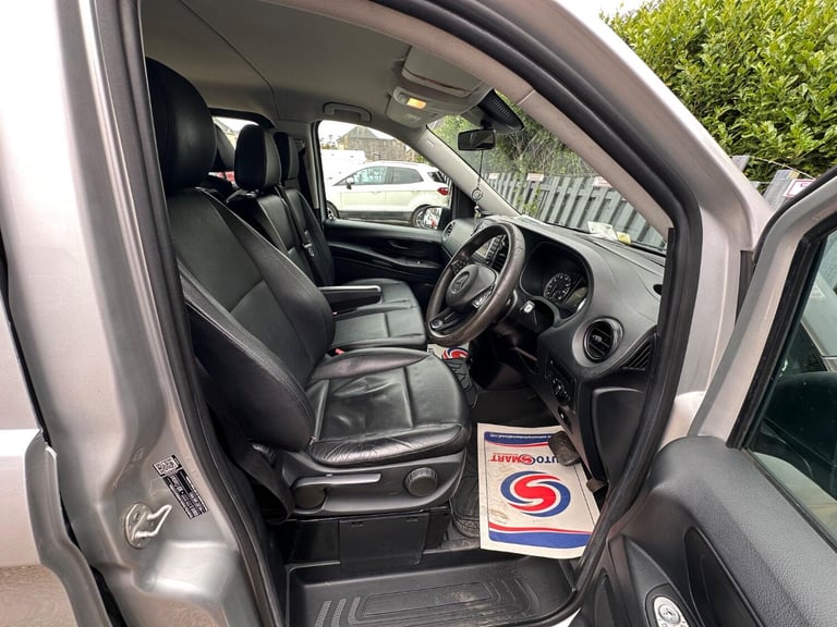 ULEZ COMPLIANT MERCEDES-BENZ VITO AUTOMETIC 9 SEATER