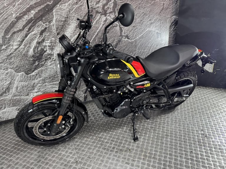 ROYAL ENFIELD GUERRILLA 450 2025