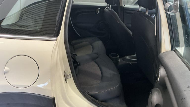 2015 MINI Hatch 1.5 Cooper Euro 6 (s/s) 5dr HATCHBACK Petrol Manual