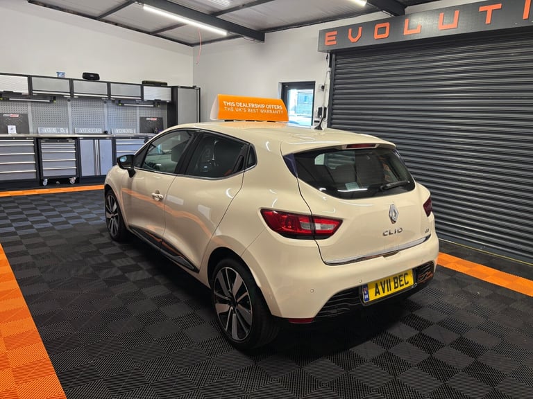 2015 Renault Clio 1.5 dCi 90 Dynamique S MediaNav Energy 5dr HATCHBACK Diesel Manual