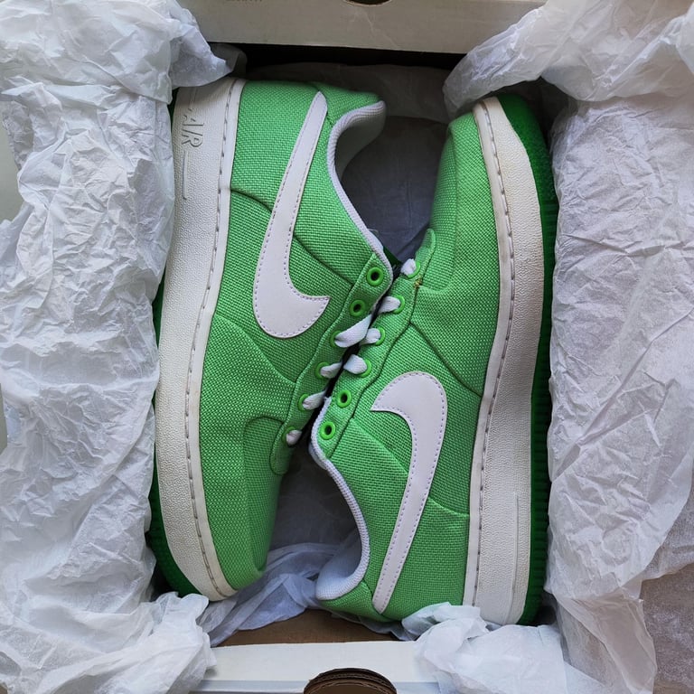 Nike Air Force 1 Low Canvas Trainers for Womens Size 6 UK, 8.5 US in White-Lucky-Green 