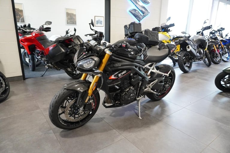 Triumph Speed Triple 1200 RS, 2022, Black with just 1986miles