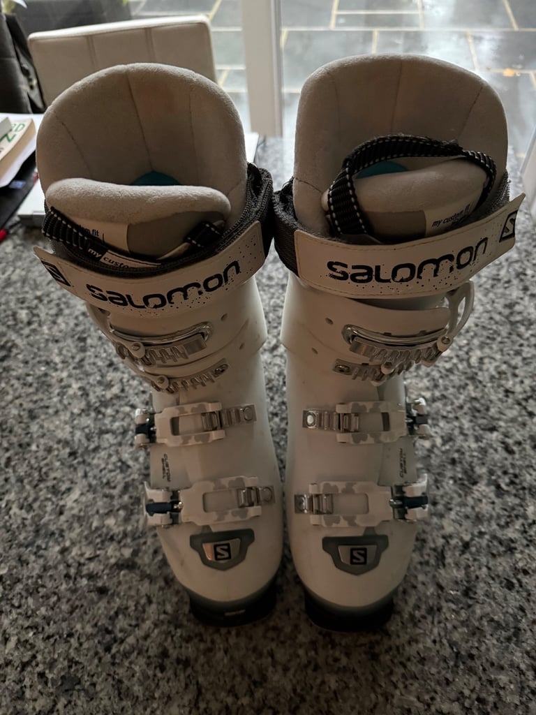 image for Ladies Ski Boots