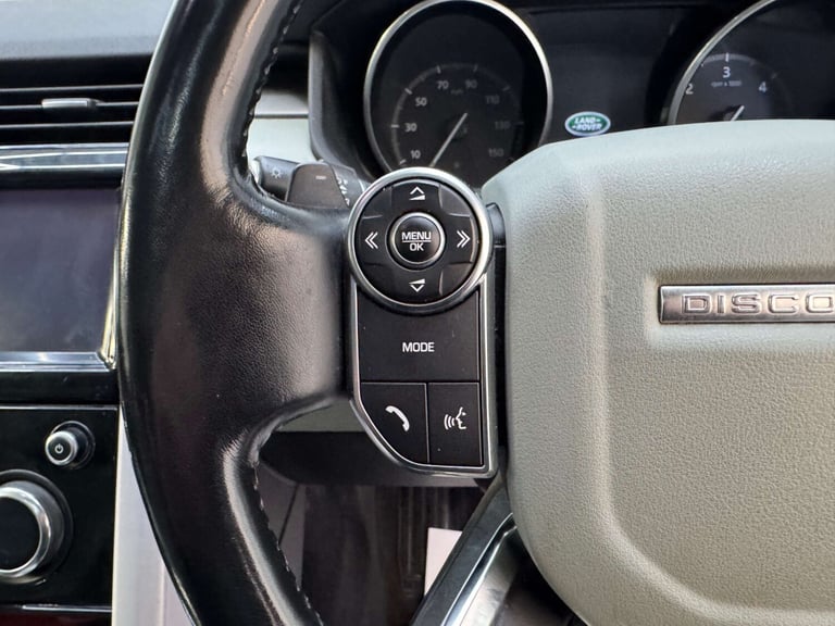 2017 Land Rover Discovery 3.0 Discovery Luxury HSE TD6 Auto 4WD 5dr SUV Diesel Automatic