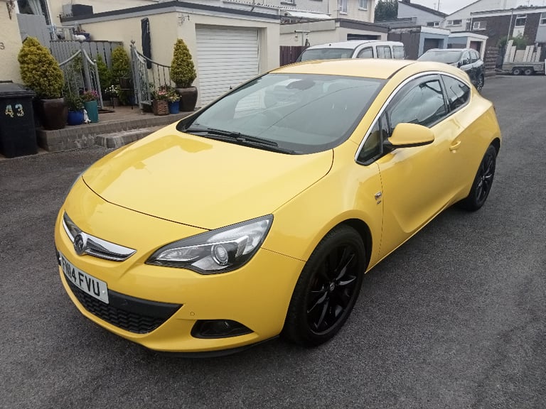 Vauxhall, ASTRA GTC, Hatchback, 2014, Manual, 1598 (cc), 3 doors