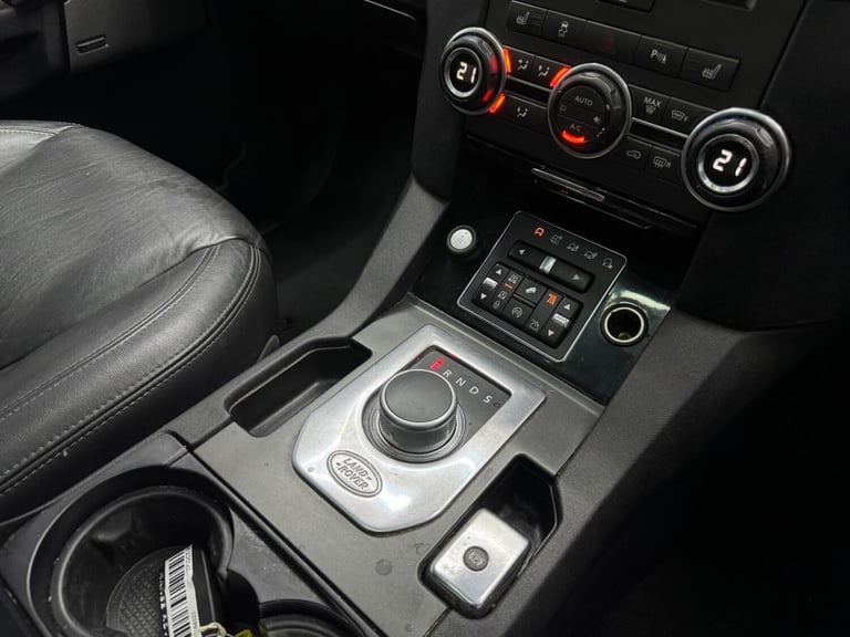 2015 Land Rover Discovery 4 3.0 SD V6 HSE Luxury Auto 4WD Euro 5 (s/s) 5dr ESTATE Diesel Automatic