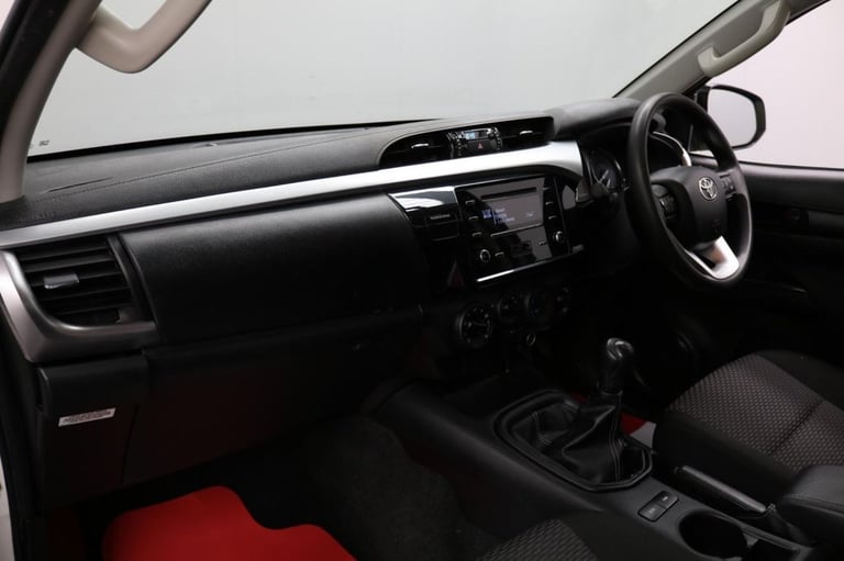 2022 Toyota Hilux 2.4 D-4D Active Pickup Double Cab 4WD 150 BHP Euro 6 ULEZ Free PICKUP Diesel Ma...
