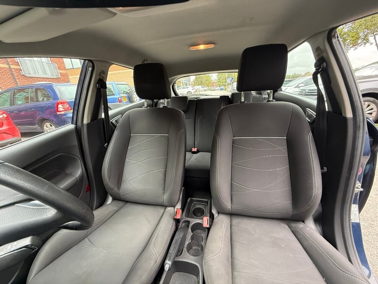 2014 Ford Fiesta 1.25 Style 5dr HATCHBACK PETROL Manual