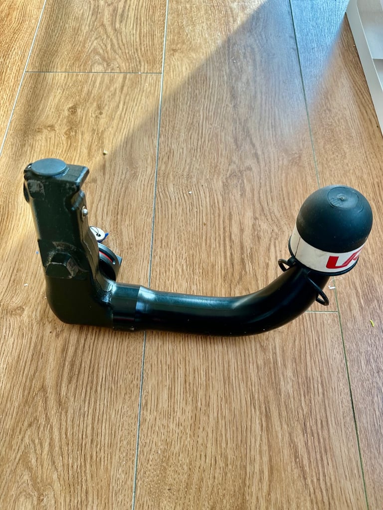 Tow bar