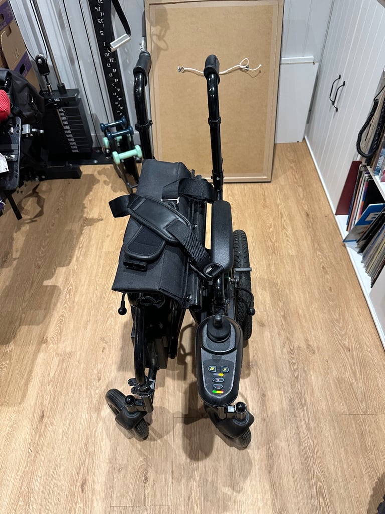 Childs collapsable power chair 