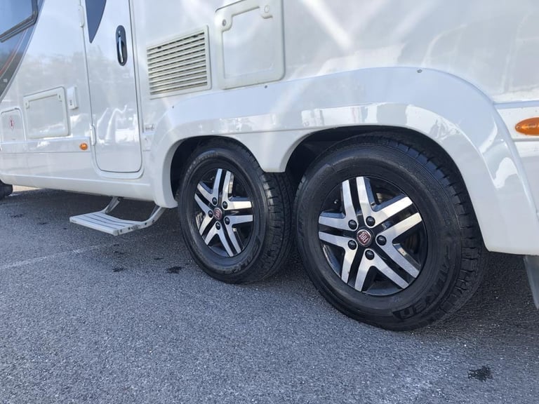 2016 AUTO-TRAIL COMANCHE FRONTIER 4 BERTH MOTORHOME