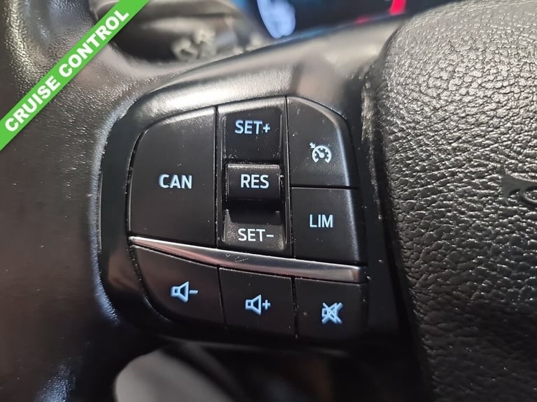 FORD TRANSIT CUSTOM 2.0 280 ECOBLUE LIMITED L1 H1 130 BHP SWB DIESEL