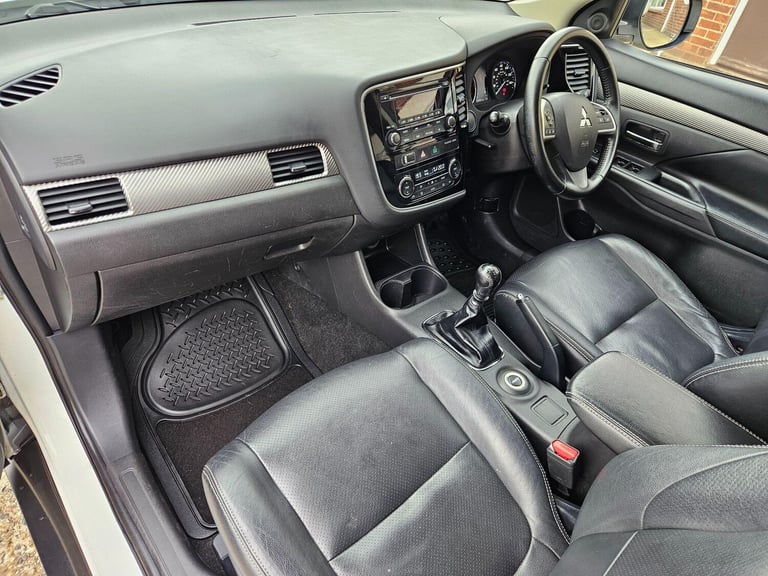 2014 Mitsubishi Outlander 2.2 DI-D GX3 4WD Euro 5 (s/s) 5dr ESTATE Diesel Manual
