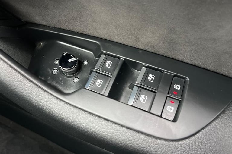 2019 Audi A6 40 TDI S Line 5dr S Tronic ESTATE DIESEL Semi Automatic