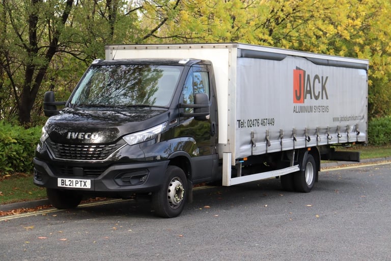 image for IVECO DAILY 72-180 4X2 22FT CURTAINSIDE (2021)