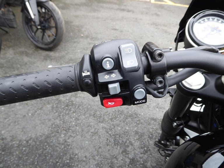 Triumph SPEED TWIN - 2021 - 5,890 Miles at Penrith Motorcycles Ltd