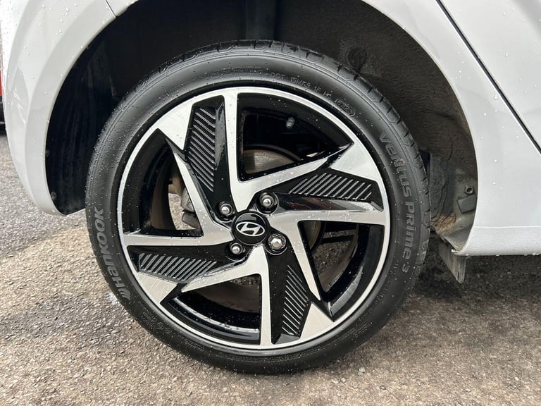 2024 Hyundai i10 1.0 Premium Hatchback 5dr Petrol Auto Euro 6 (s/s) (63 ps) Hatchback PETROL Auto...