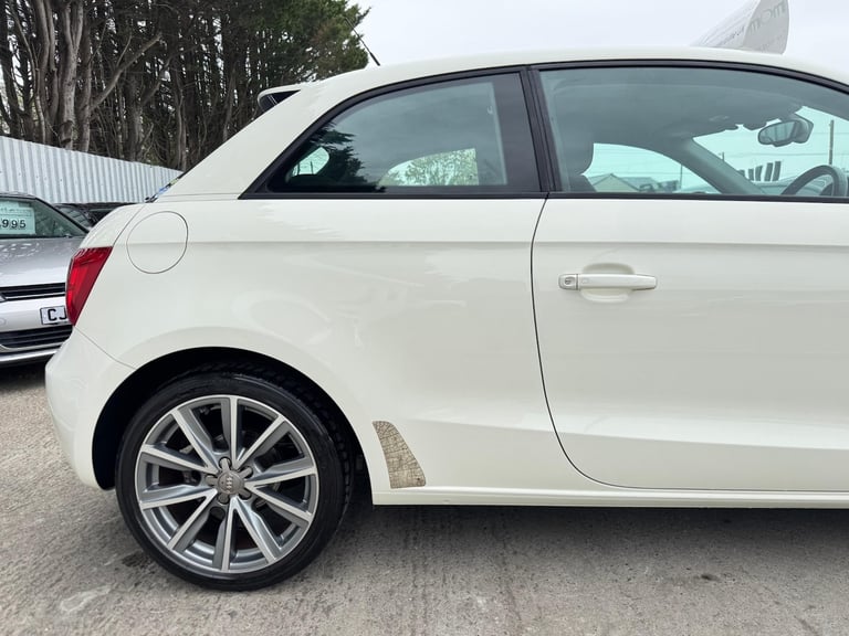 2011 Audi A1 1.4 TFSI Hatchback Petrol Automatic