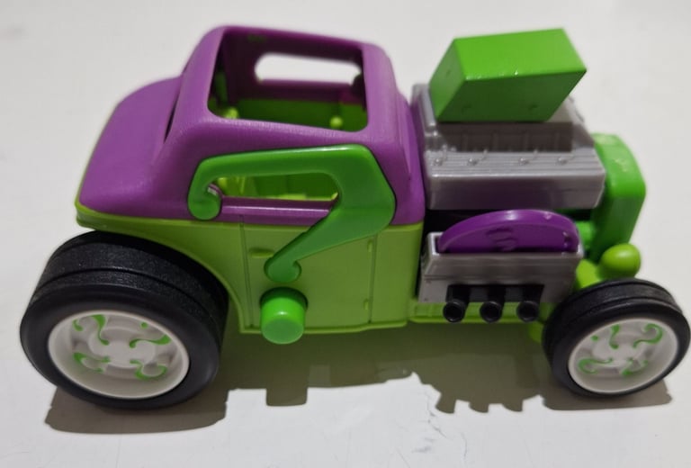 5 Imaginext Batman and Baddie vehicles