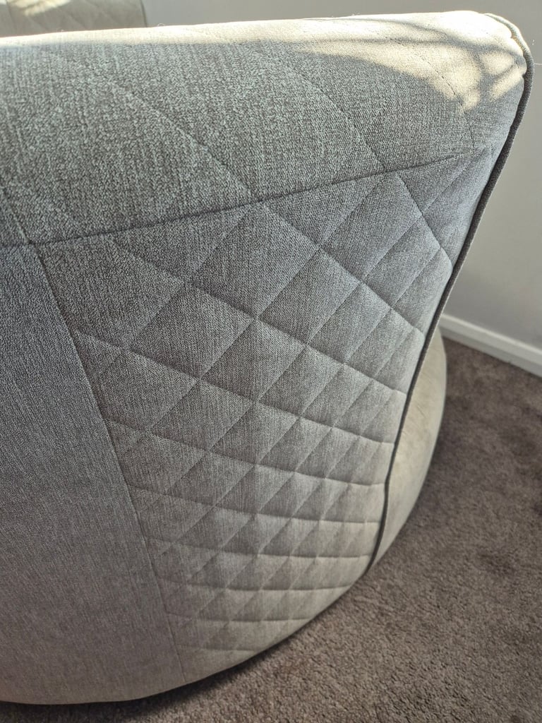 Swivel Snuggle Chair