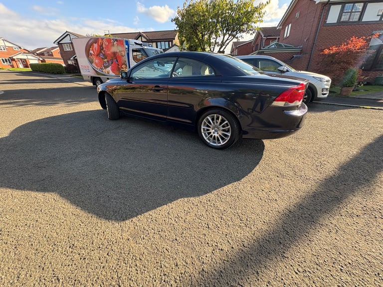 Volvo, C70, Convertible, 2006, Semi-Auto, 2435 (cc), 2 doors