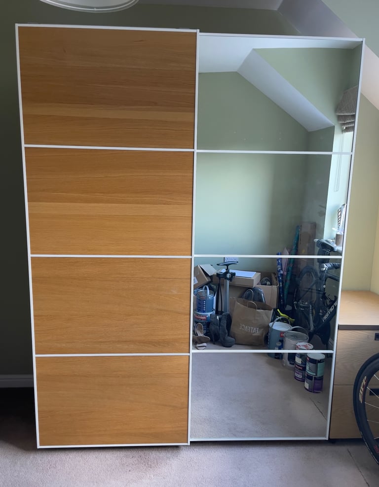FREE DELIVERY 🥰🚚🥰IKEA PAX BROWN SLIDING MIRROR WARDROBE GREAT CONDITION 