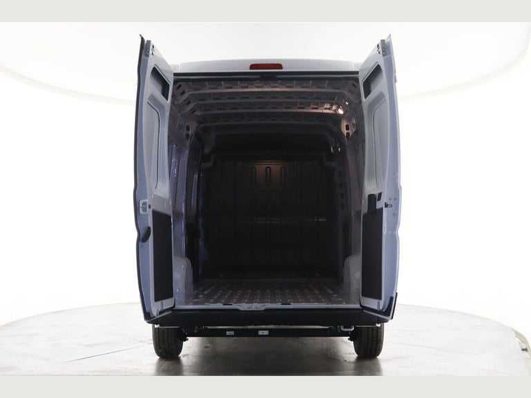 2025 Peugeot Boxer 2.2 BlueHDi 140 L3H2 335 Professional Auto PANEL VAN Diesel Automatic