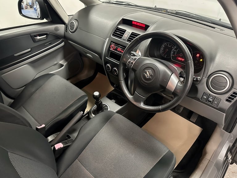 2006 Suzuki SX4 1.6 GLX 5dr HATCHBACK Petrol Manual