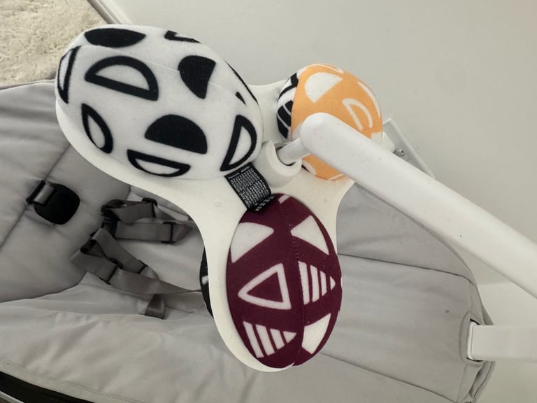 2 x Mamaroo Baby Bouncers for sale