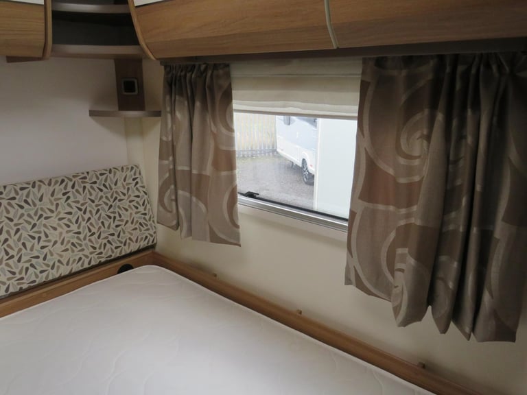 Bailey Autograph Approach 75/2 4 Berth Fixed Bed