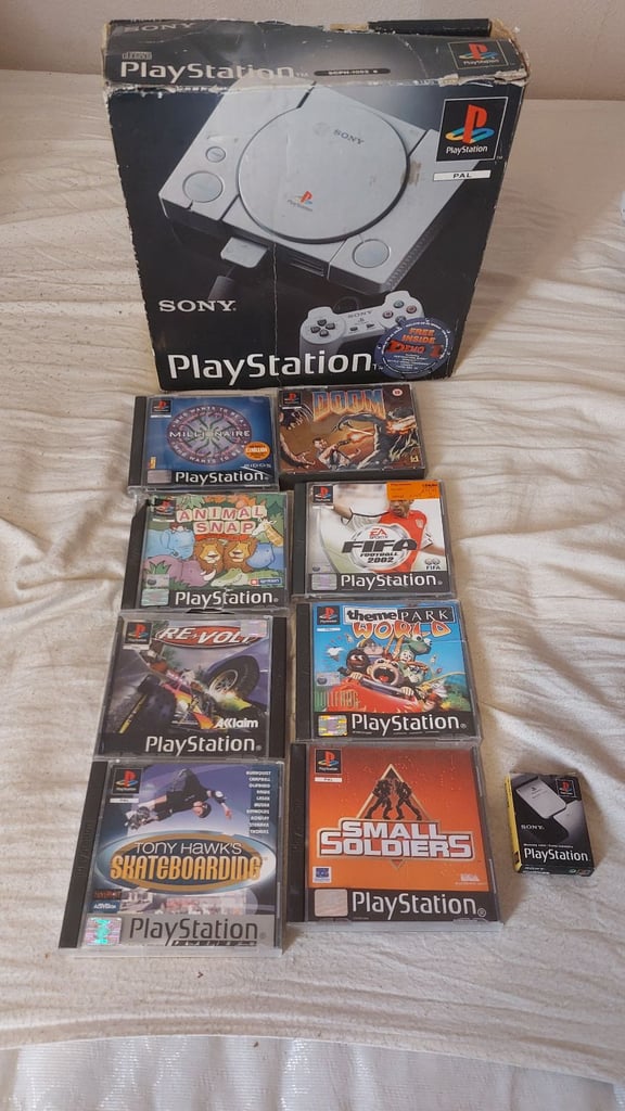 PlayStation 1 bundle boxed