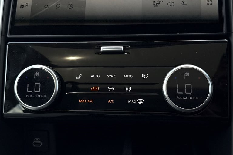 2025 Land Rover Discovery 3.0 D350 MHEV Dynamic HSE Auto 4WD Euro 6 (s/s) 5dr SUV Diesel Automatic